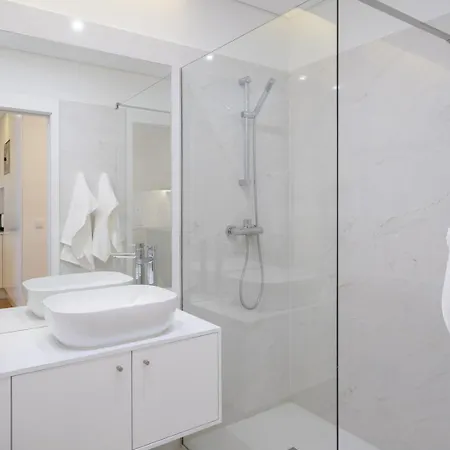 Guestready - Modern 2-bedroom In Cedofeita Apartman Porto