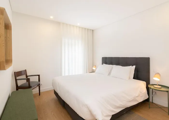 Guestready - Modern 2-bedroom In Cedofeita * ポルト