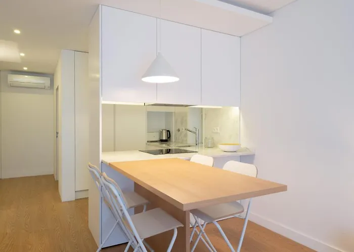 Guestready - Modern 2-bedroom In Cedofeita ポルト