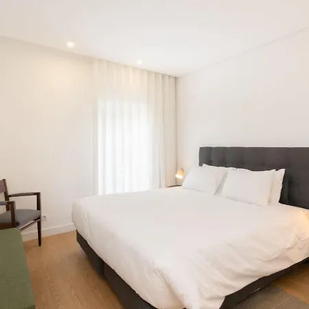 Guestready - Modern 2-bedroom In Cedofeita * ポルト