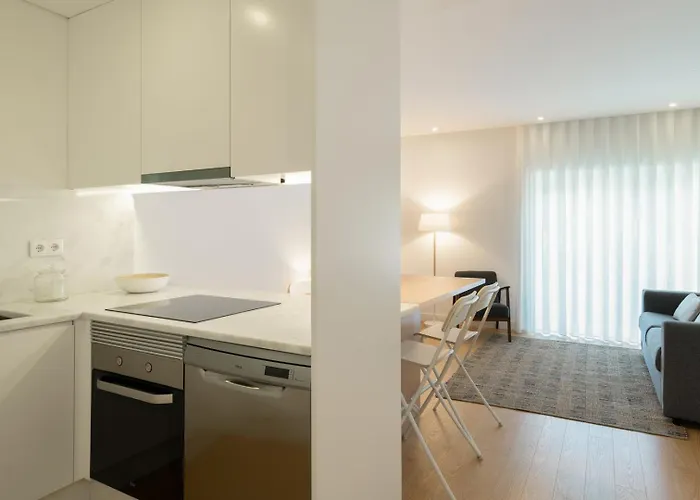 Guestready - Modern 2-bedroom In Cedofeita * פורטו
